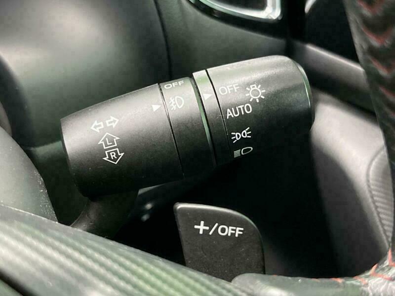Axela Sport