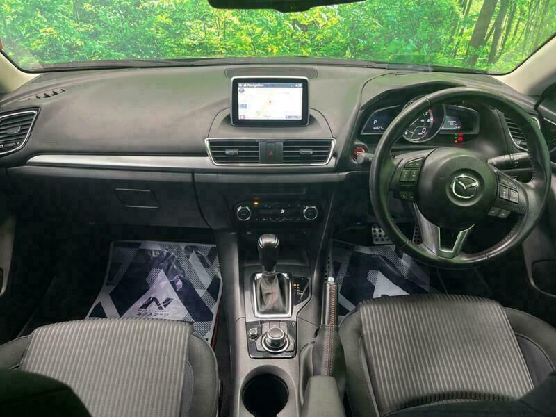 Axela Sport