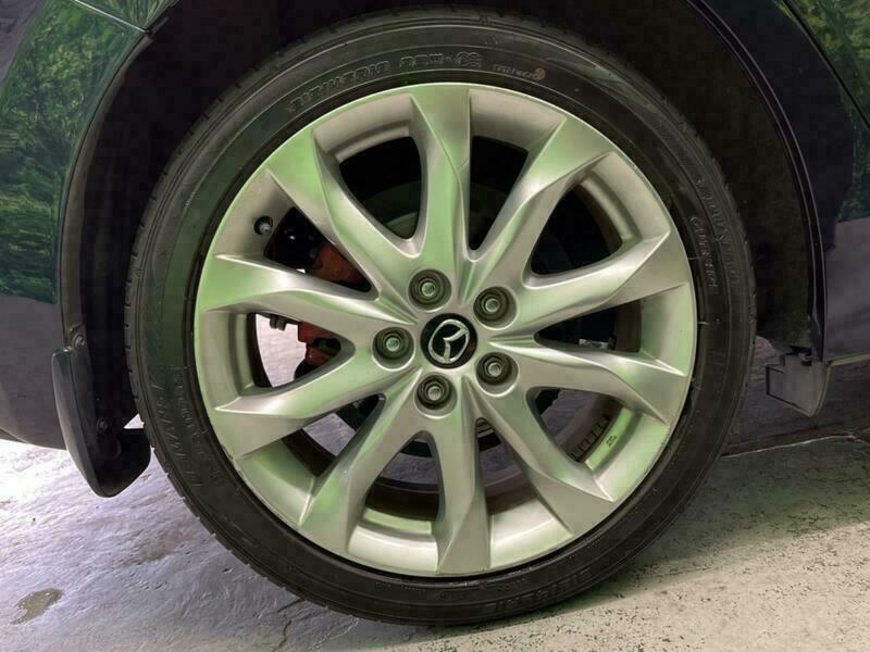 Axela Sport
