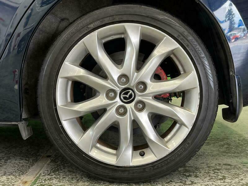Axela Sport
