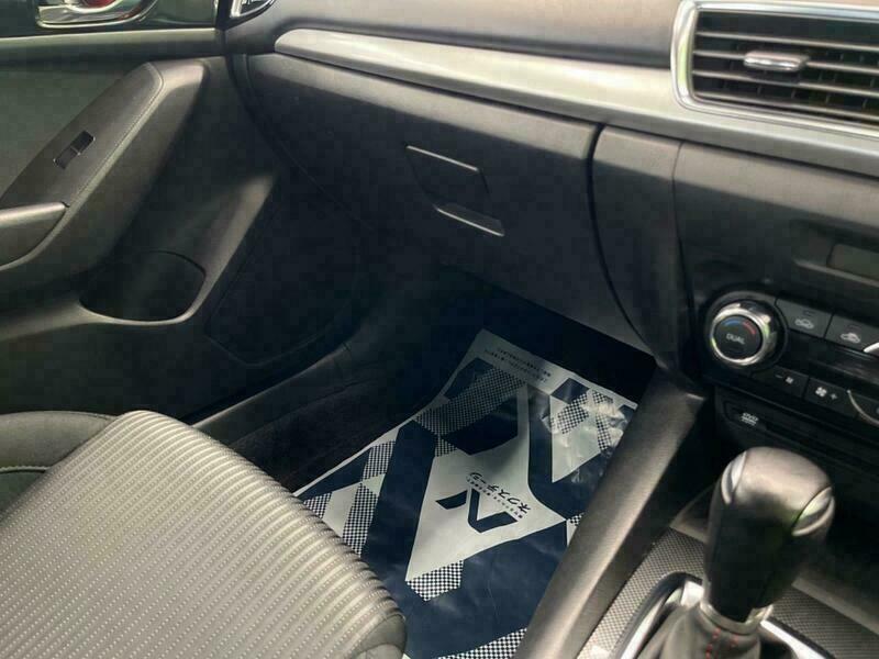 Axela Sport