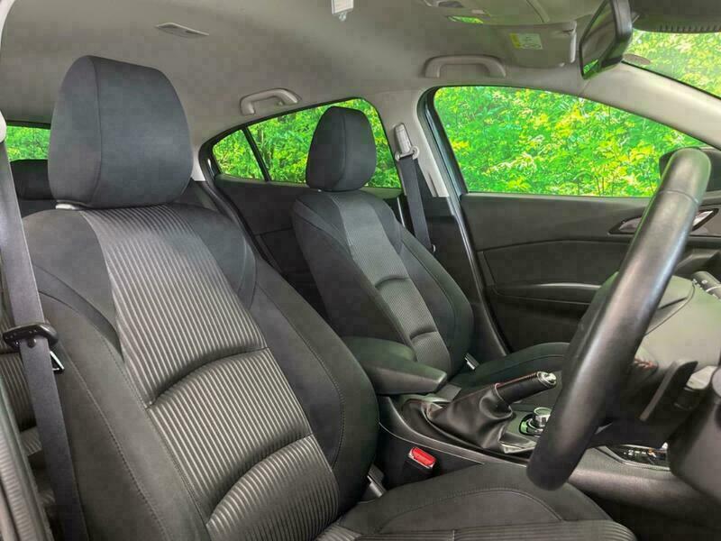 Axela Sport