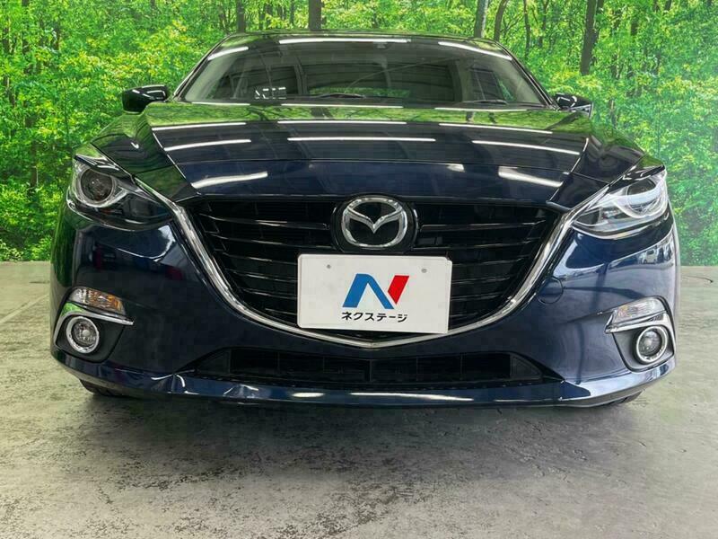Axela Sport