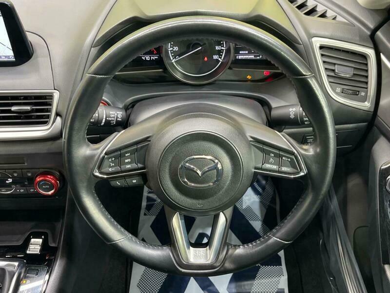 Axela Sport