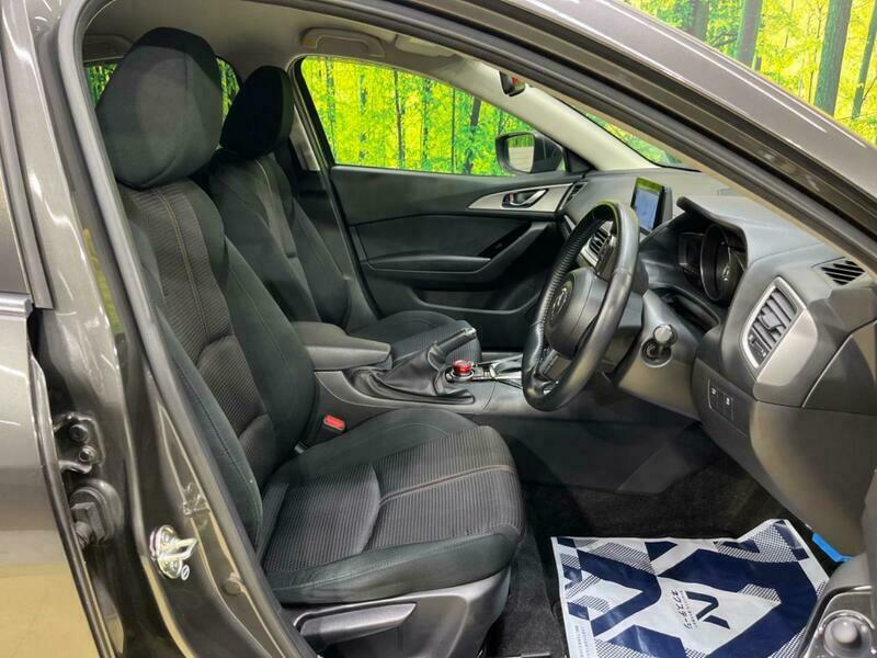 Axela Sport