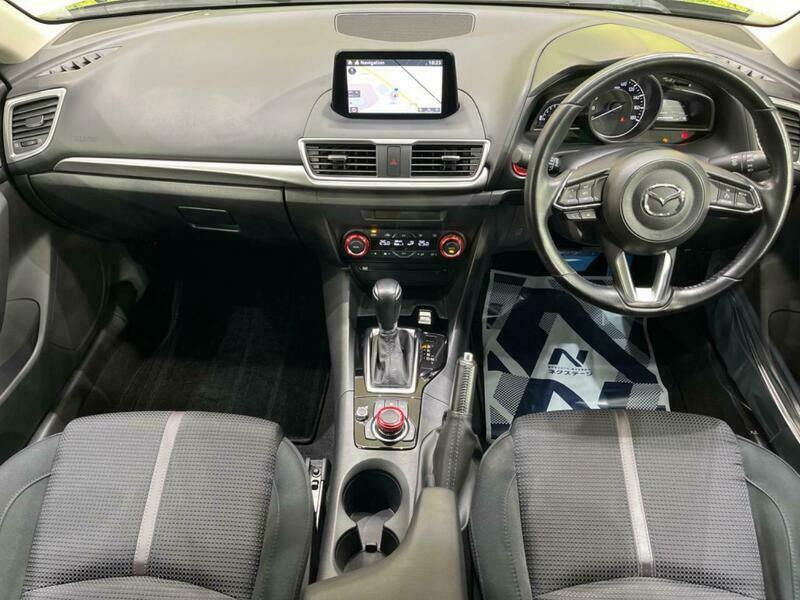 Axela Sport
