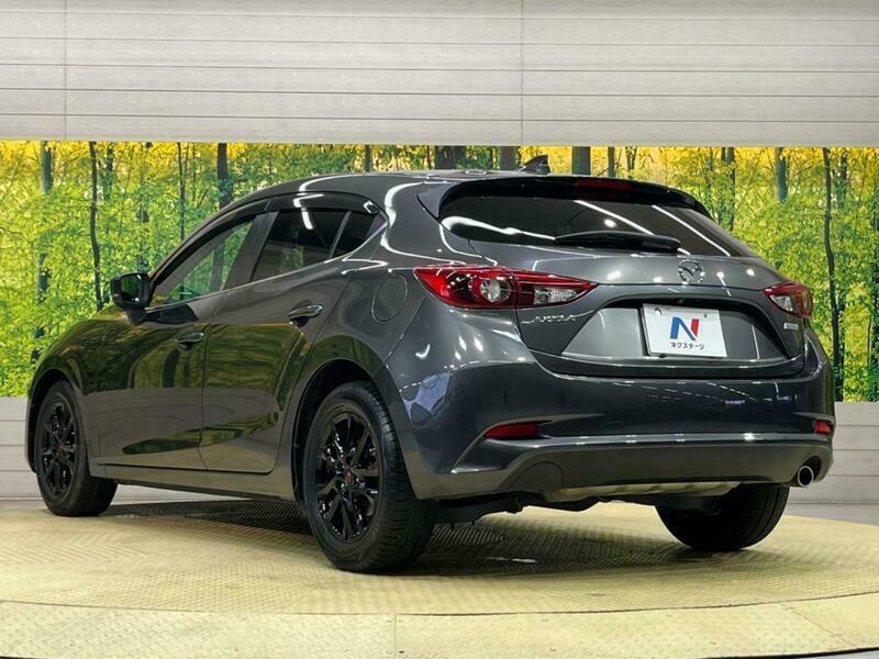 Axela Sport