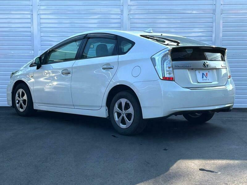 PRIUS PHV-19