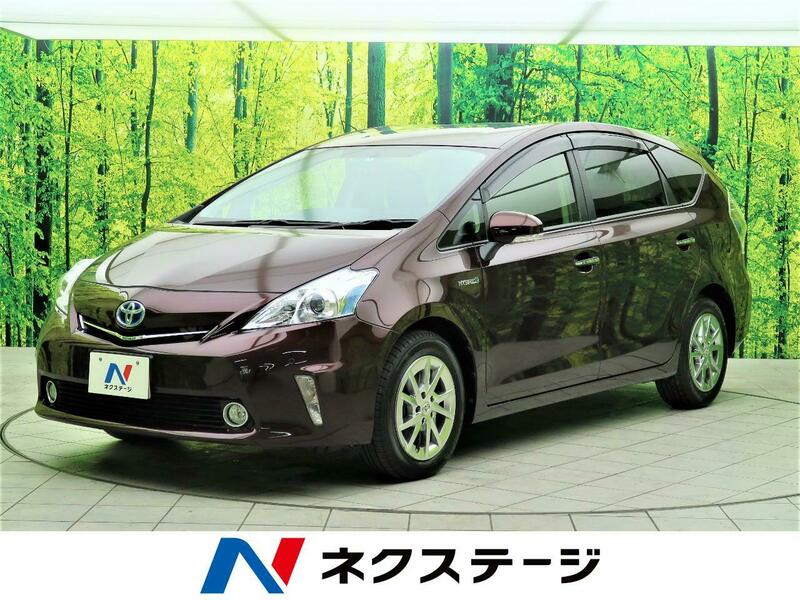 PRIUS ALPHA-48