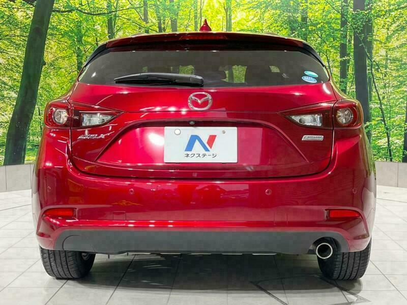 Axela Sport