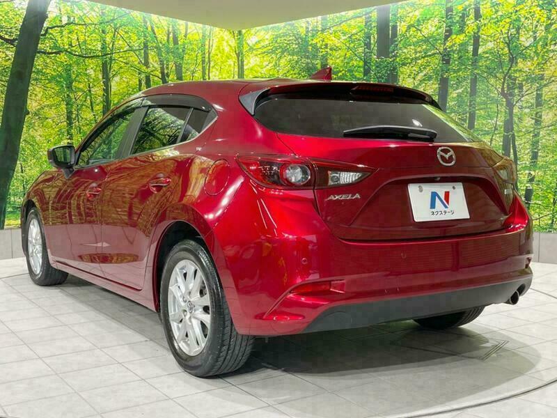 Axela Sport