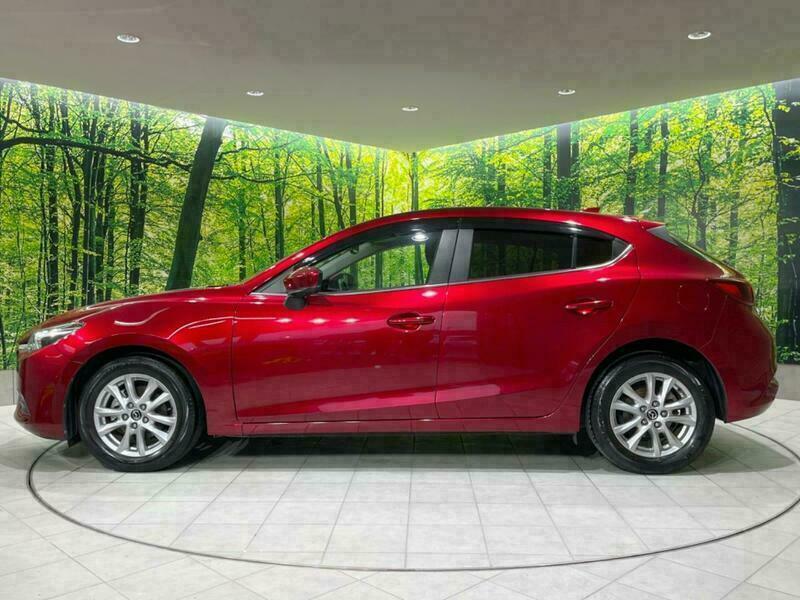 Axela Sport