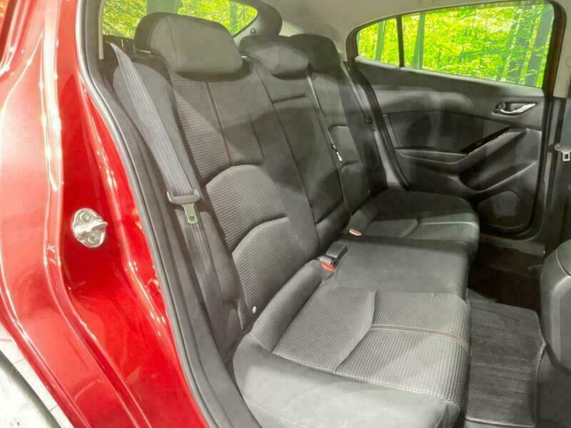 Axela Sport