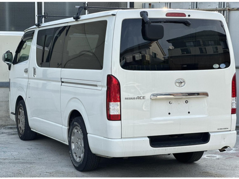 HIACE VAN-3
