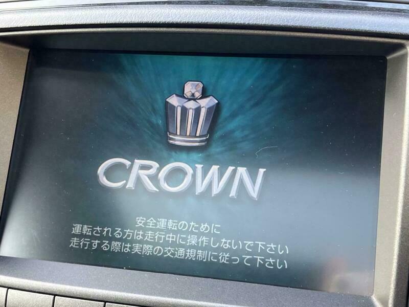 CROWN