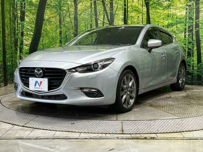 Axela Sport