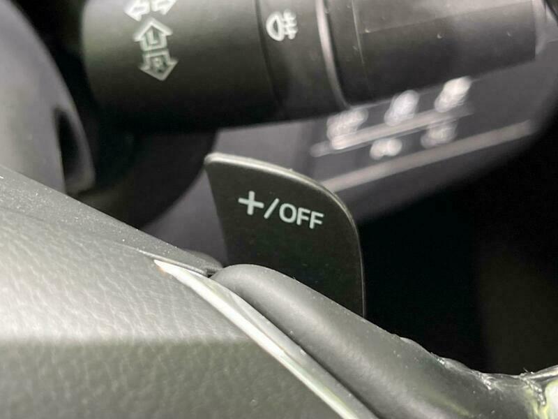 Axela Sport