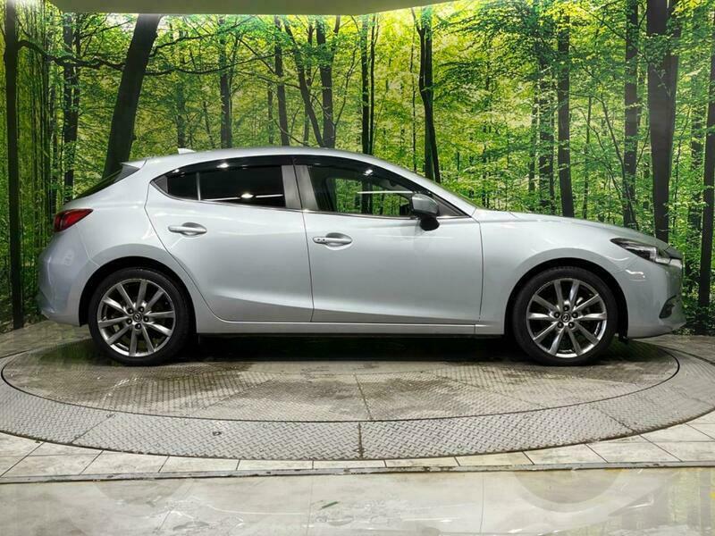 Axela Sport