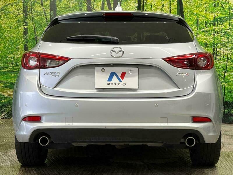 Axela Sport