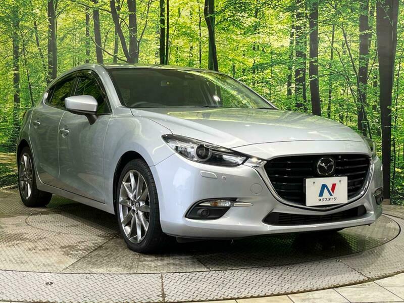 Axela Sport
