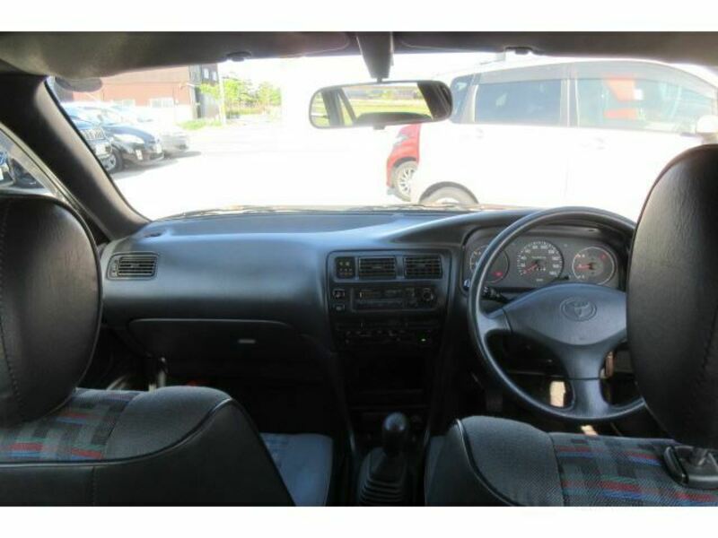 COROLLA VAN