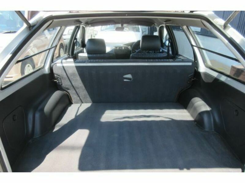 COROLLA VAN