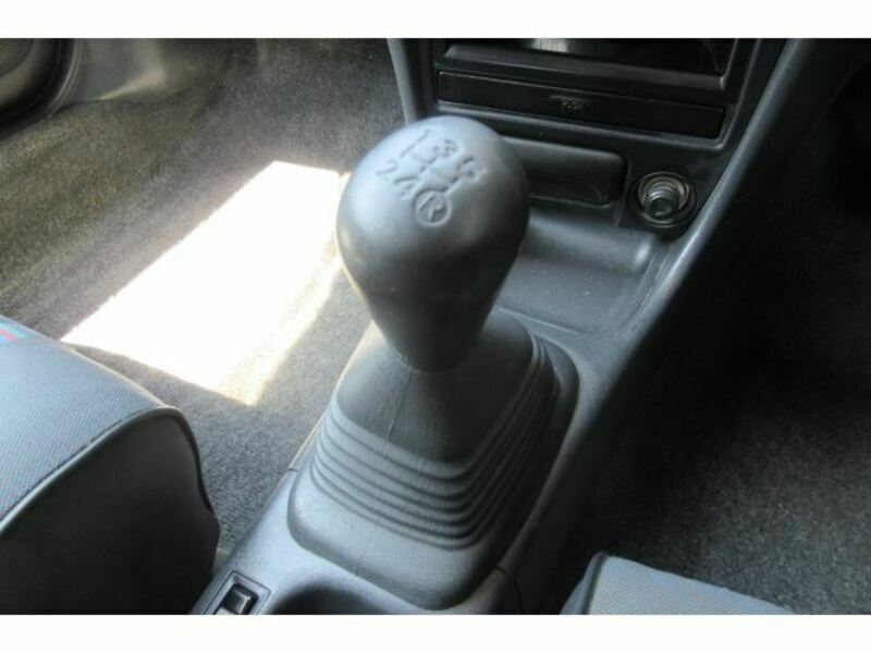 COROLLA VAN