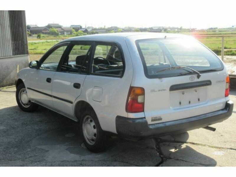 COROLLA VAN