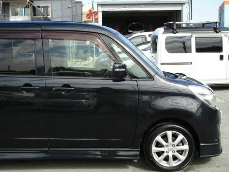 DELICA D2