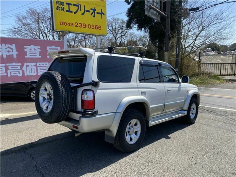 HILUX SURF