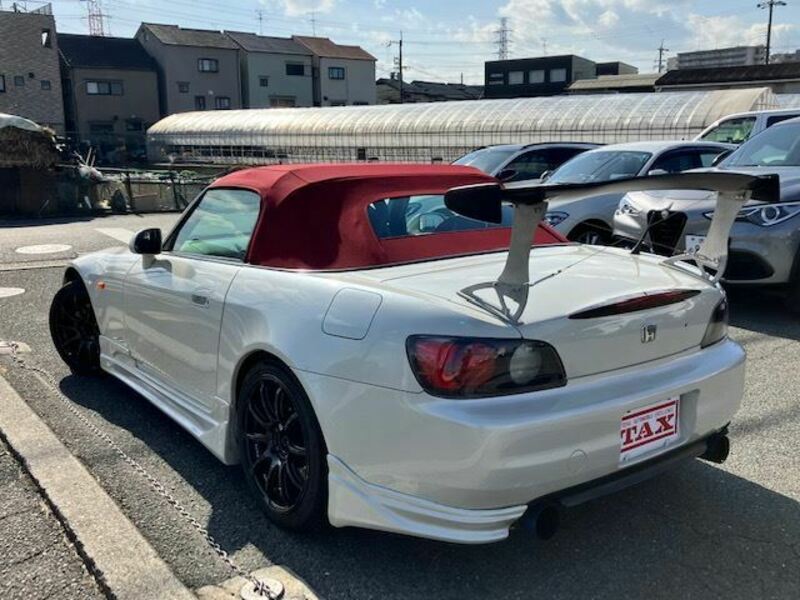 S2000