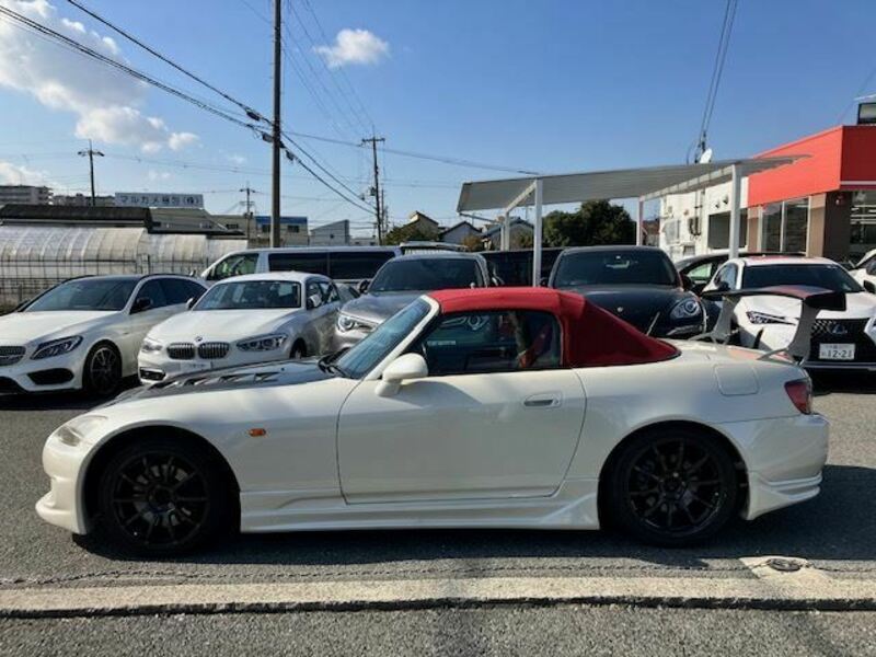 S2000