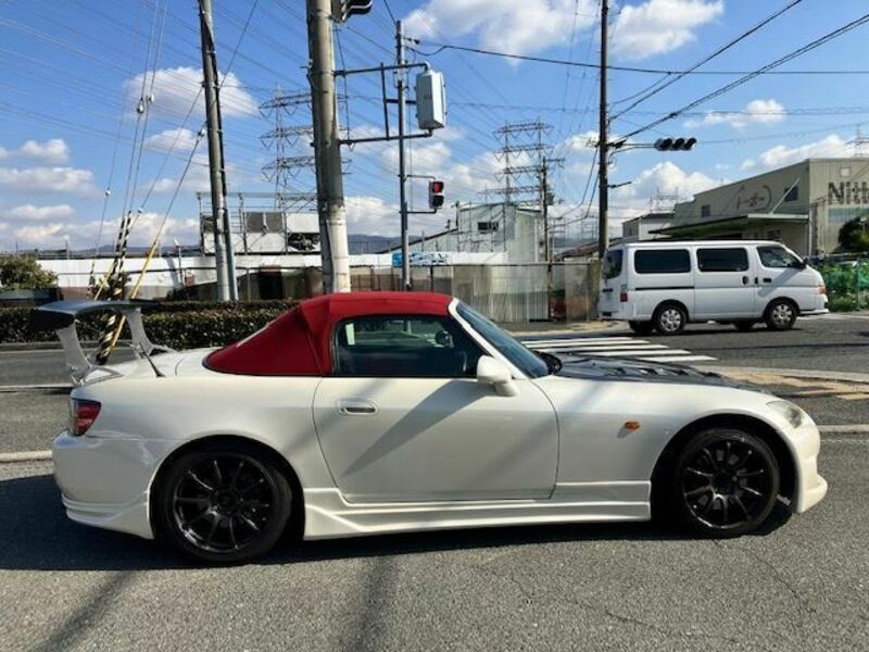 S2000