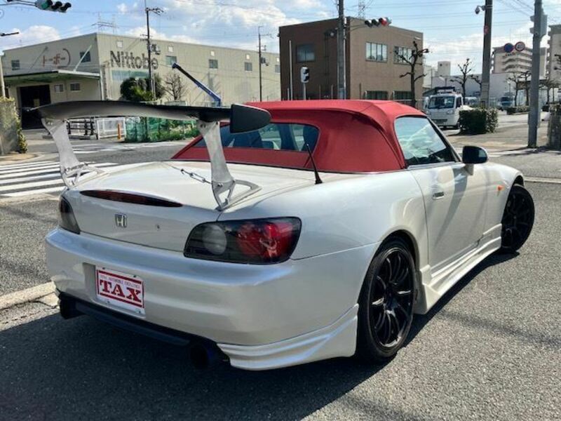 S2000