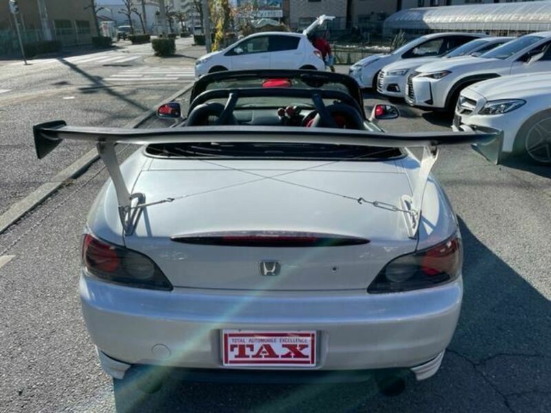 S2000