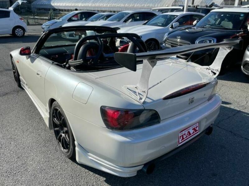 S2000