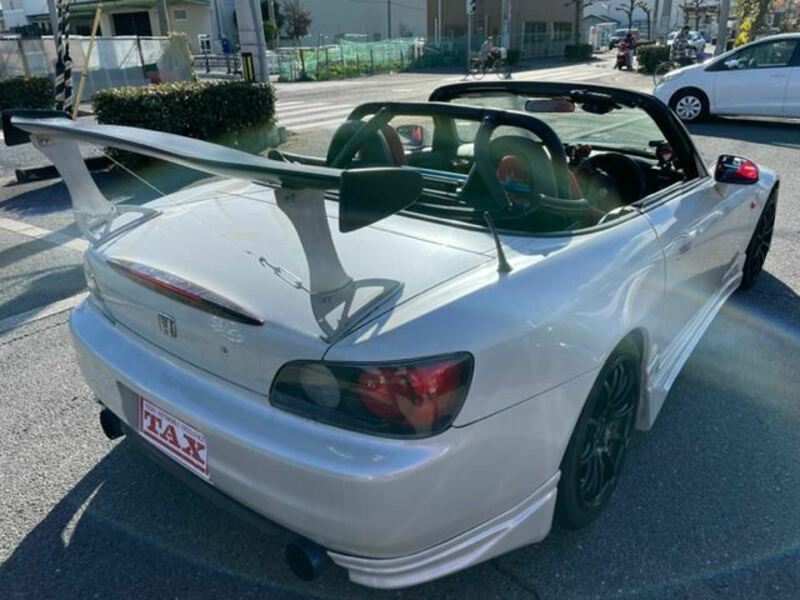 S2000