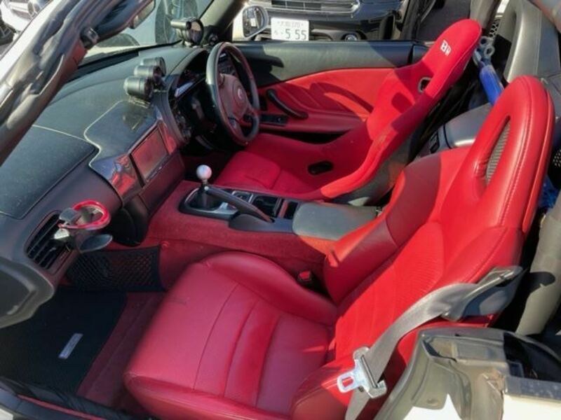 S2000