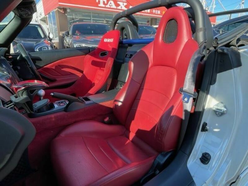 S2000