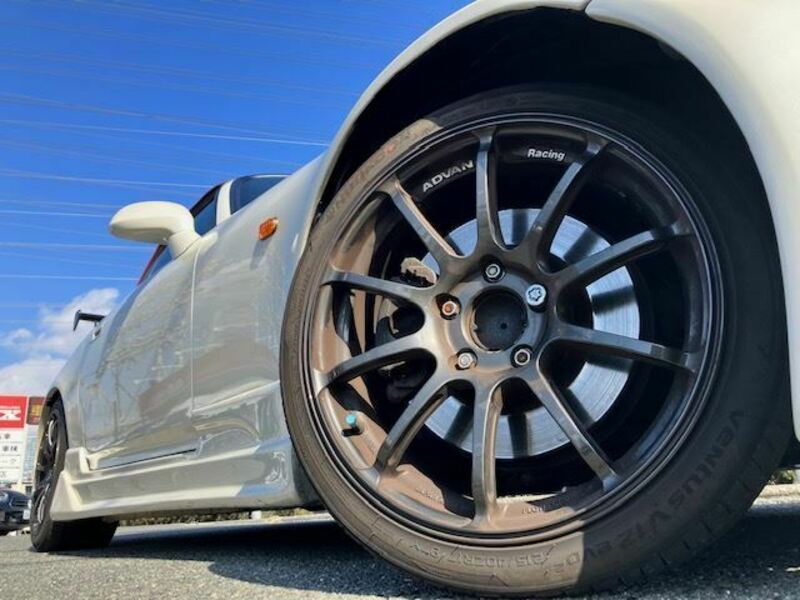 S2000