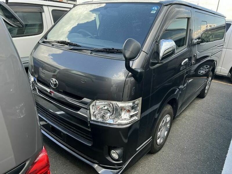 Used 2014 TOYOTA HIACE VAN TRH200V SBI Motor Japan