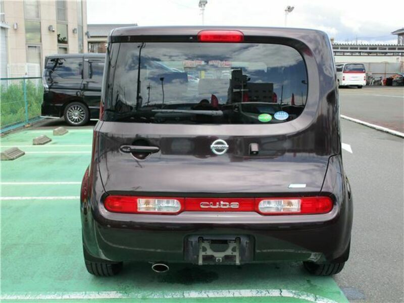 CUBE