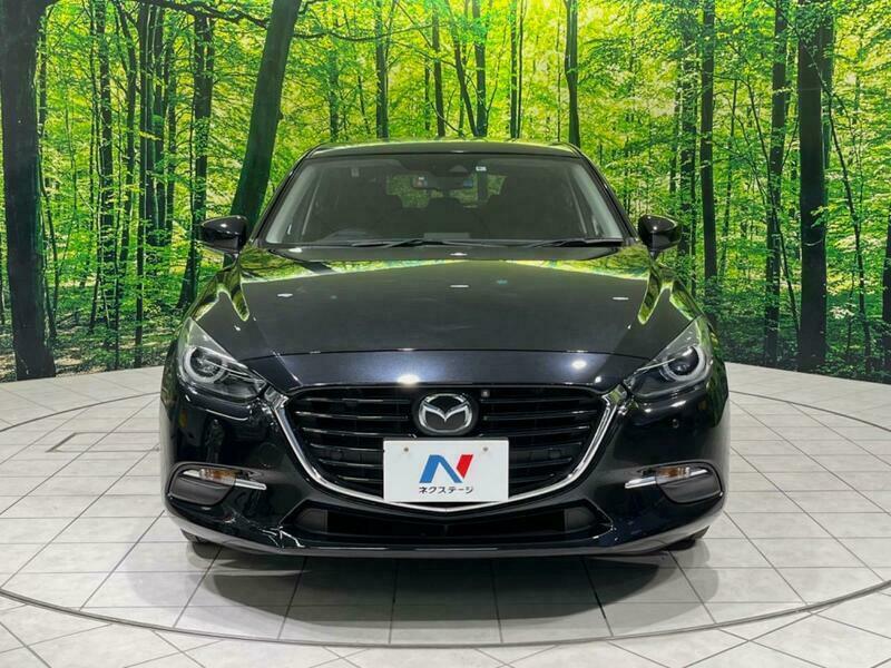 Axela Sport