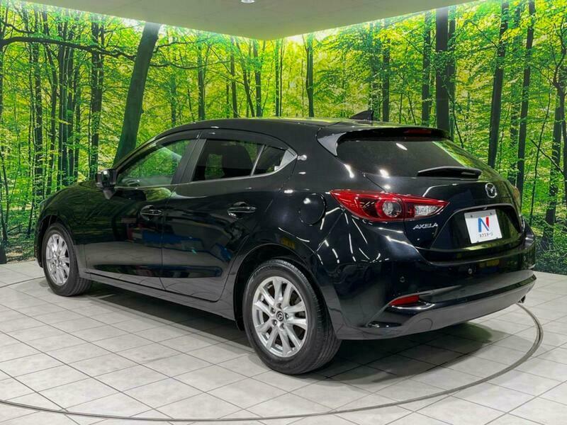 Axela Sport