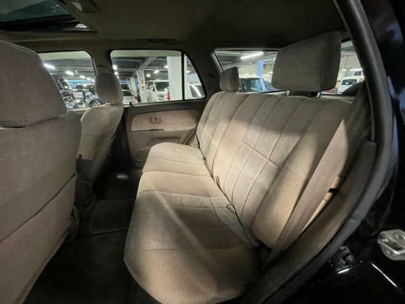 HILUX SURF