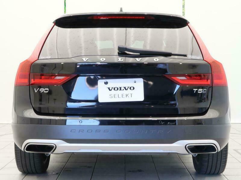 V90