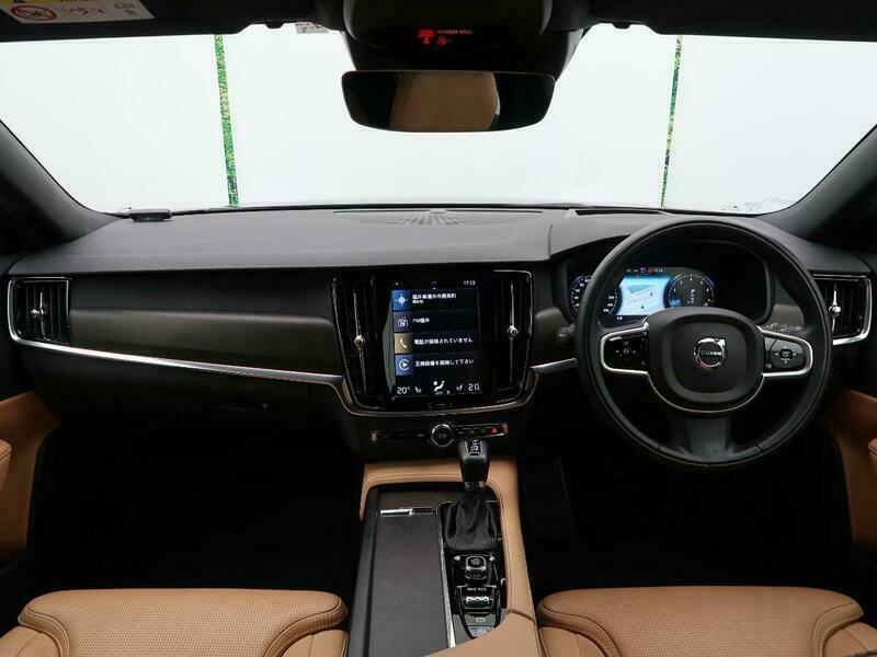 V90
