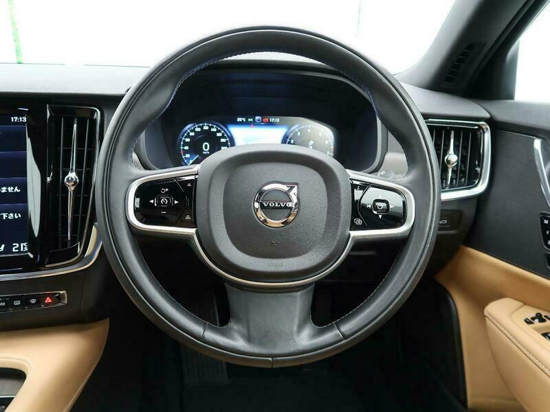 V90