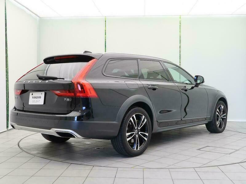 V90