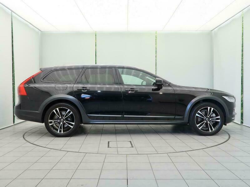 V90